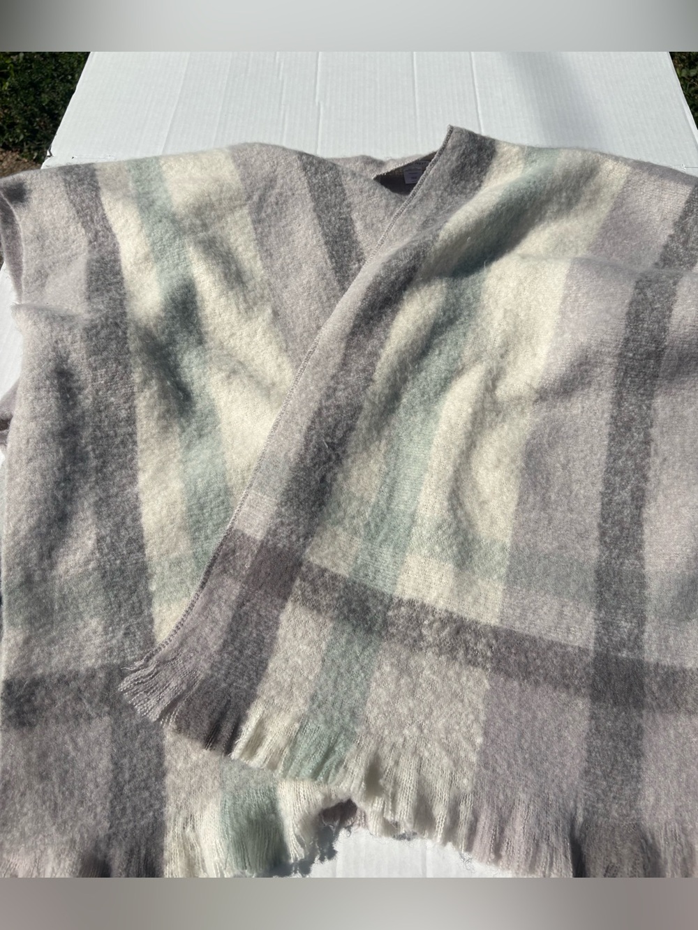 Nine West Plaid Poncho /Shrug -Teal & Grays One size fits most Excellent Conditi